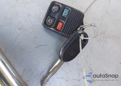 2008 Ford Explorer Xlt из США, поврежденный, VIN 1FMEU73E48UA81580